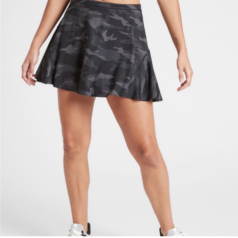 Athleta Gray and Black Skater Mini Skirt